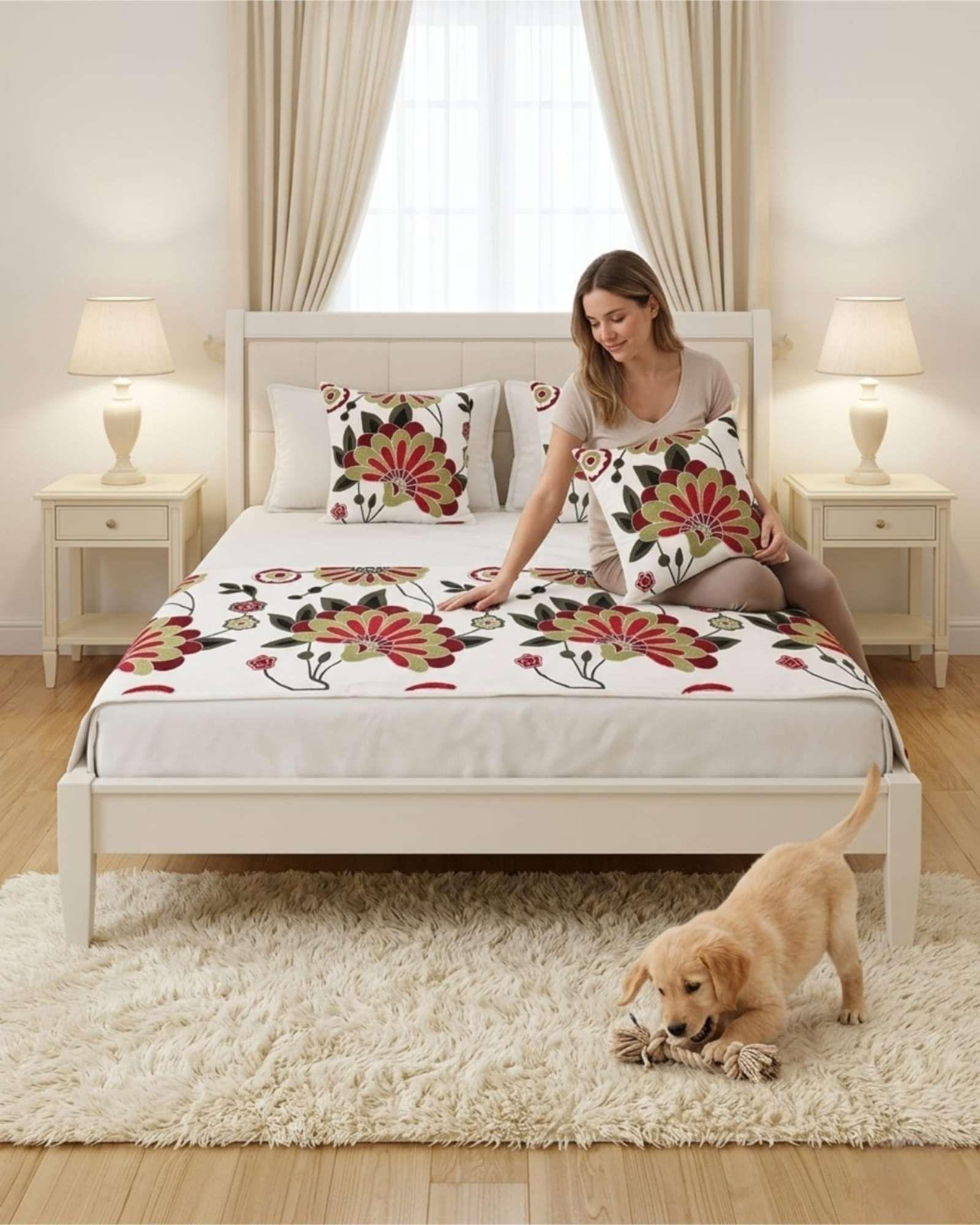 Piecera de Cama Texturizada con Bordado Botanico P8-3