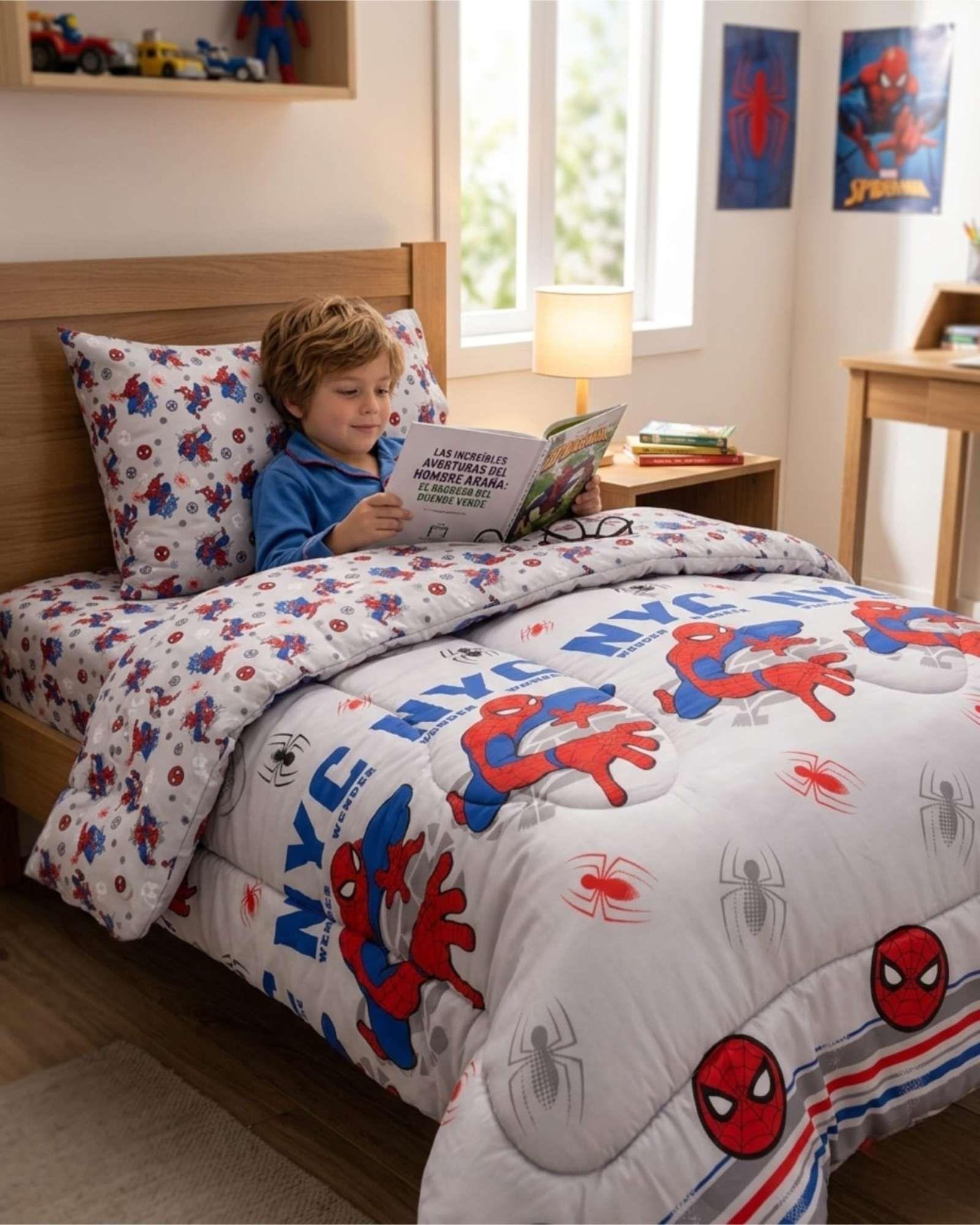 Plumón Oficial Marvel Spiderman New York color blanco 1.5 Plazas-0
