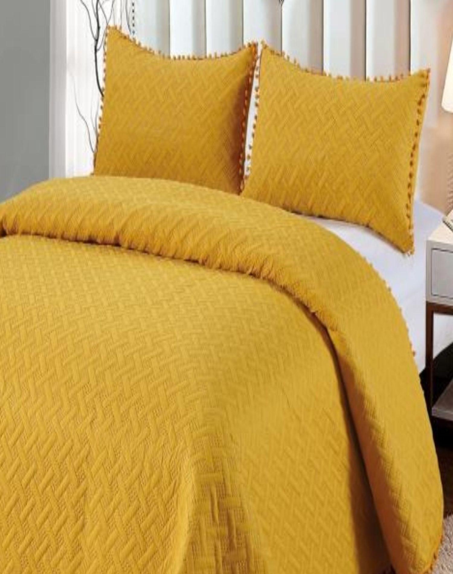 Cubrecama De Verano Con Pompones - Fresco y Elegante 2P TD07-1