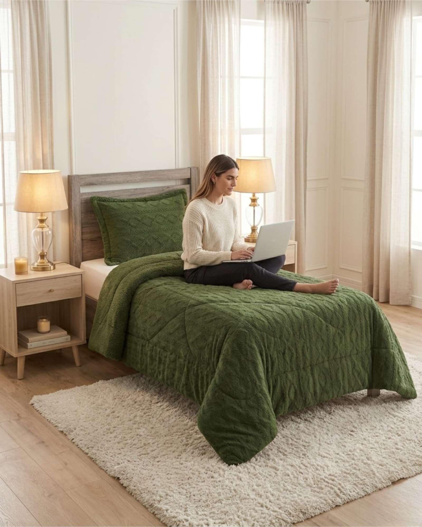 Cubrecama Plush con Chiporro Plaza y Media Diseño Premium C16-2