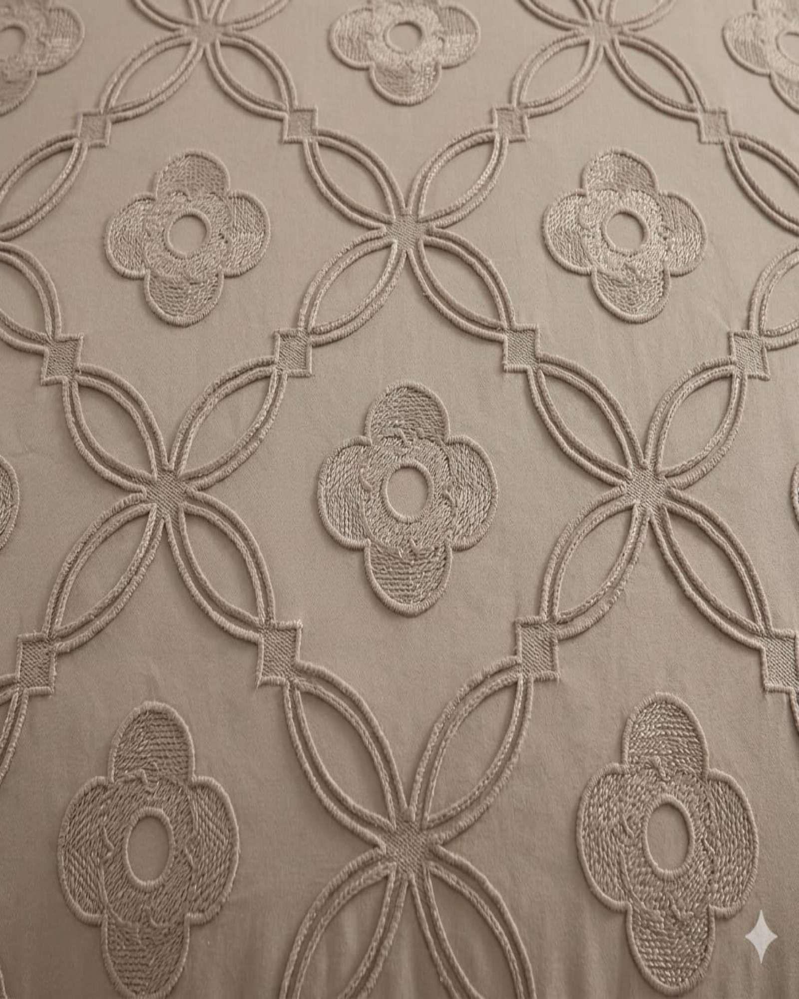 Cubrecama Quilt Nórdico Delgado Diseño Flores 2 plazas beige-2