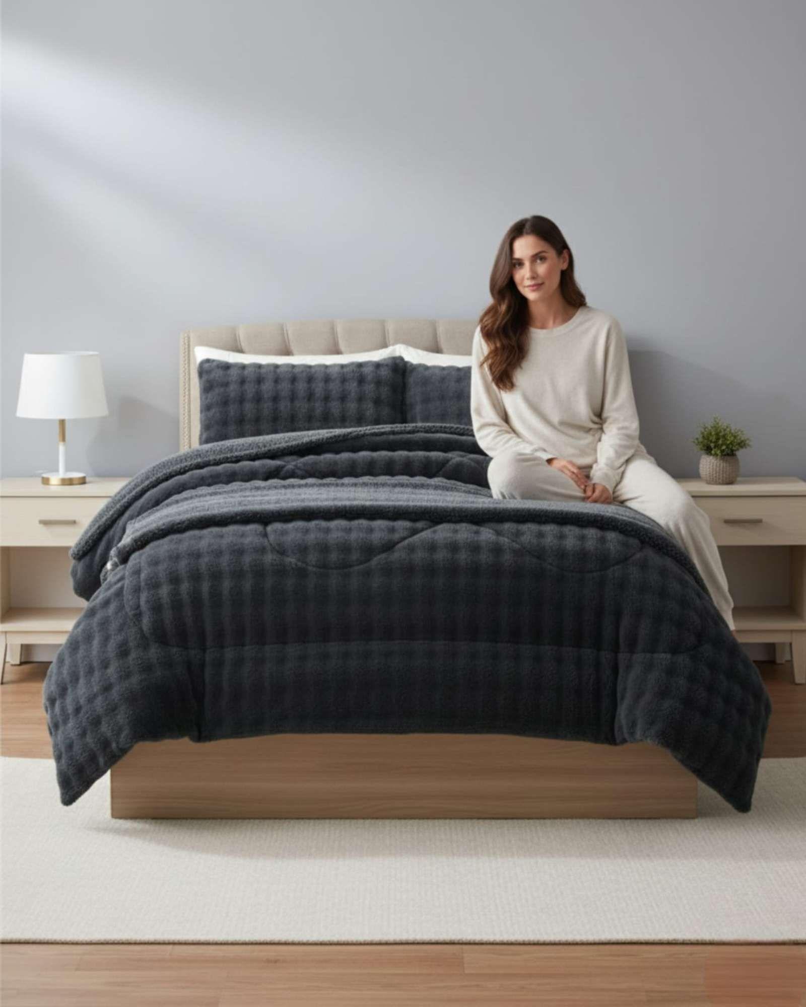 Cubrecama Acolchado Súper Calientito Plush con Chiporro king-Super king color negro-4