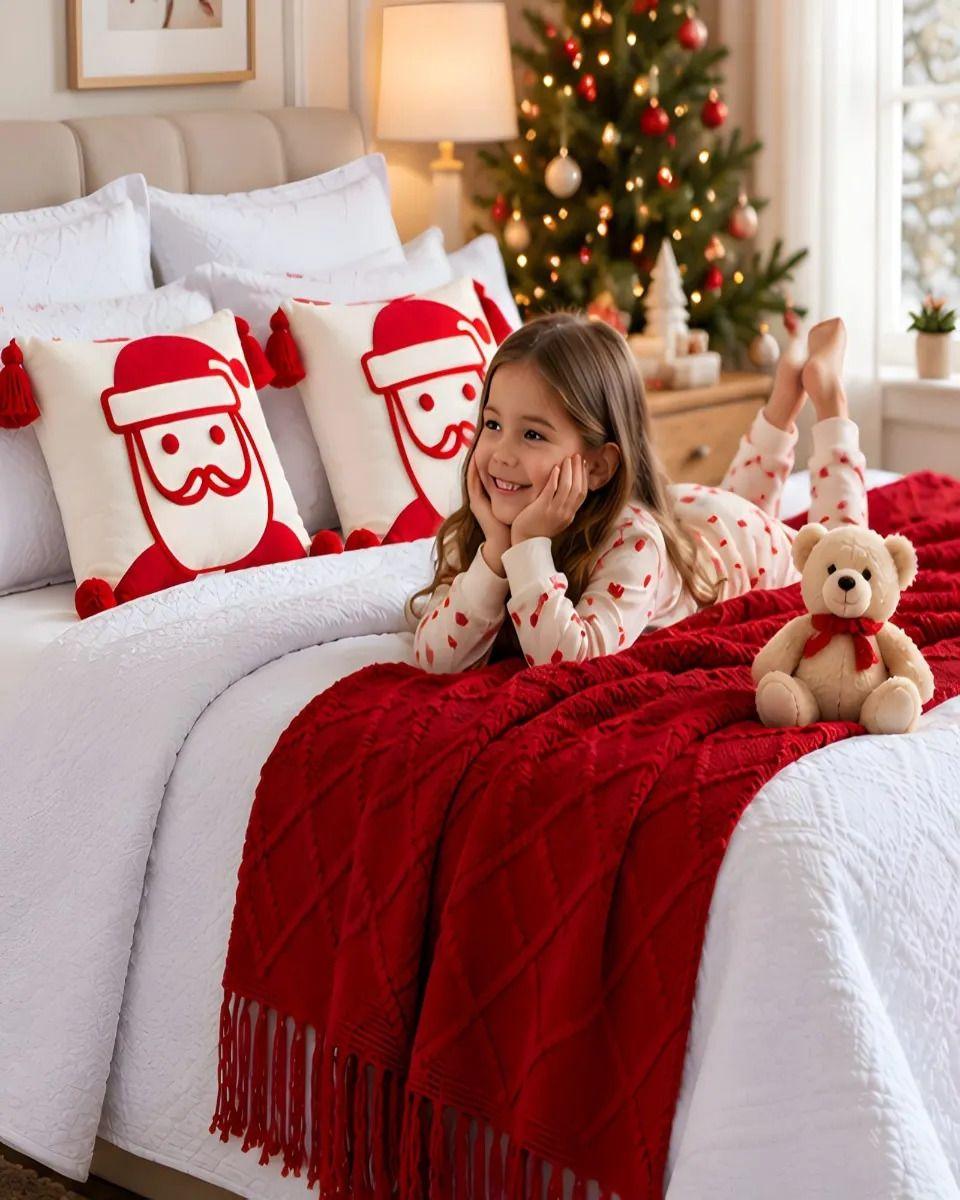 Set de Cama Navideño con Cubrecamas y 2 Fundas de Cojin 2 Plazas m6-5