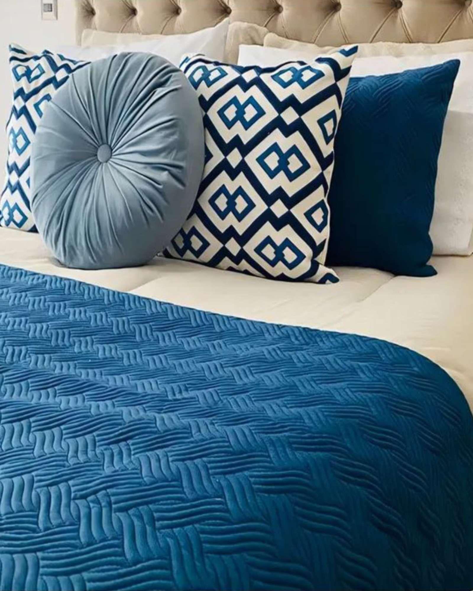 Set de Pieceras Plush + Fundas de Cojin 45×45 azul-2