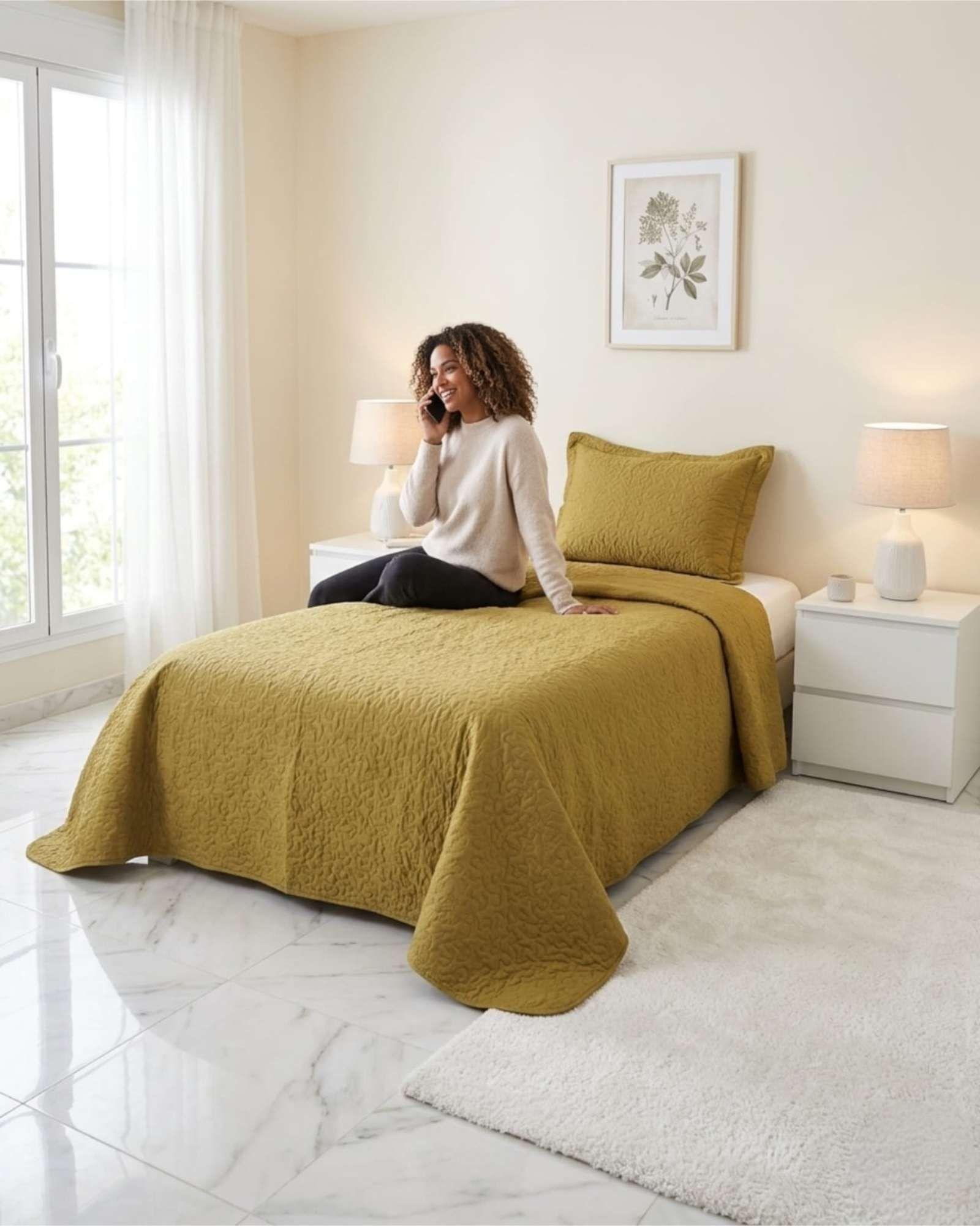 Cubrecama Quilt Verano Plaza y Media Delgado Texturizado Set Con Fundas a2-2