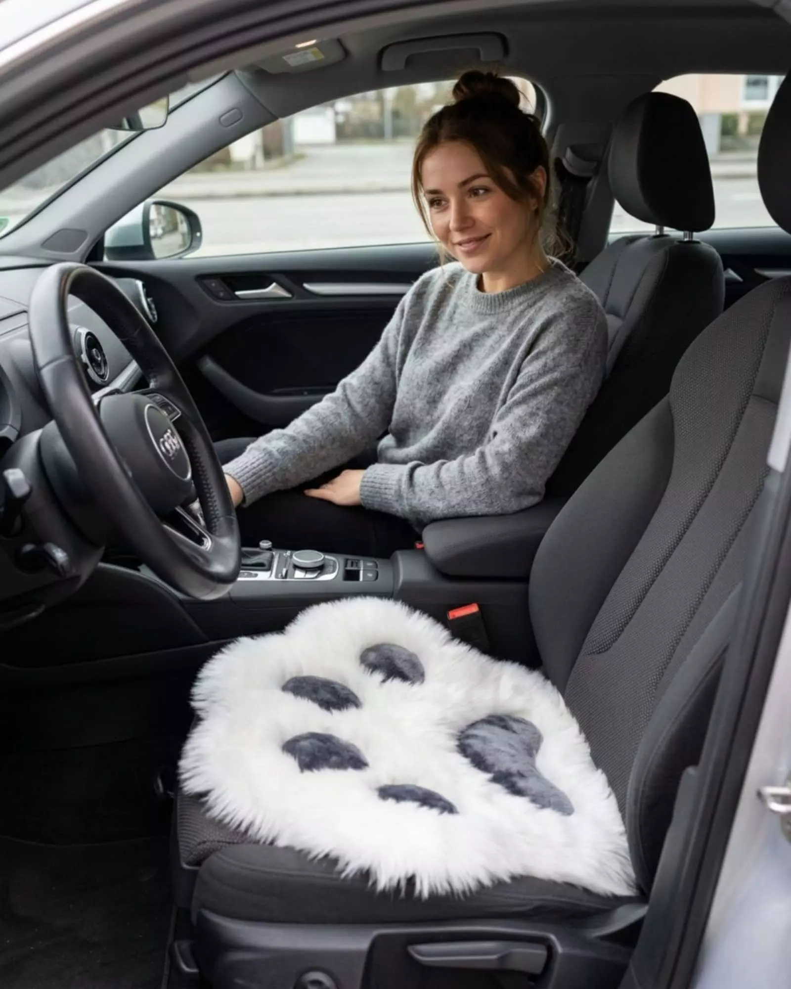 Alfombra Decorativa Forma Pata Gato color blanco Suave 70x80cm-4