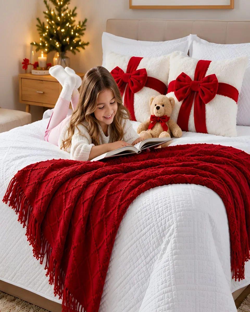 Set de Cama Navideño con Cubrecamas y 2 Fundas de Cojin 2 Plazas m32-3