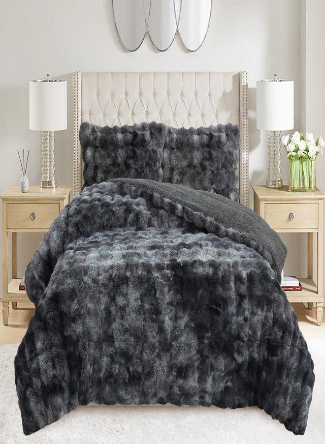 CUBRECAMA GRUESO TEXTURIZADO CON CHIPORRO -2