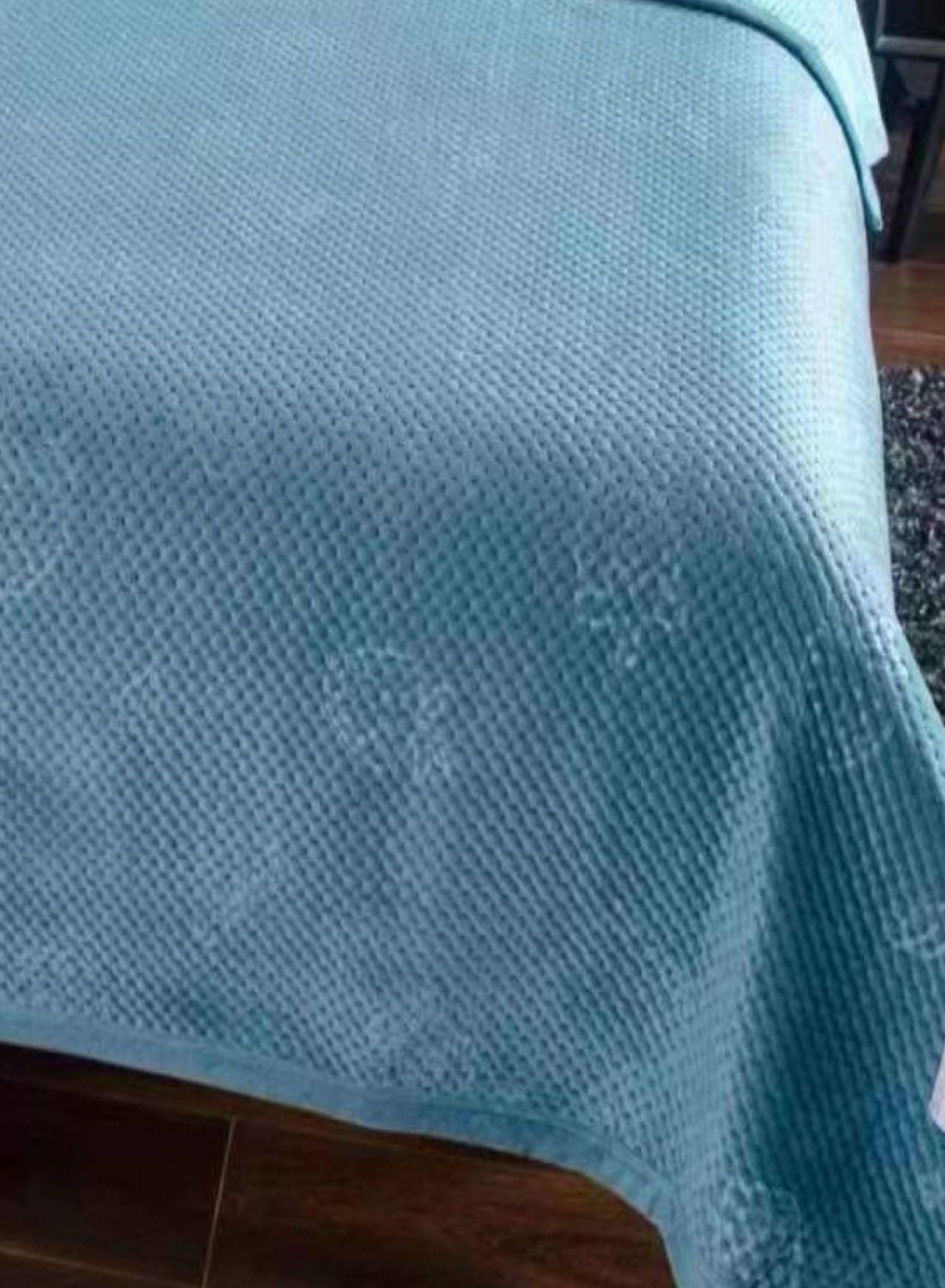 CUBRECAMA QUILT CON TELA PLUSH VERANO - INVIERNO-1