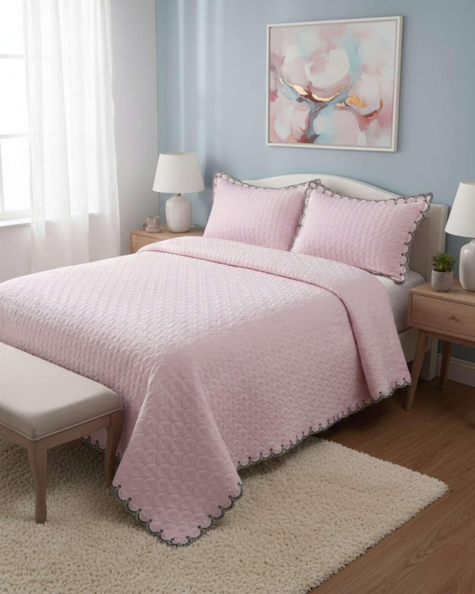 CUBRECAMAS QUILT BORDADOS 2 PLAZA EXTRA SUAVE ROSA CLARO-2