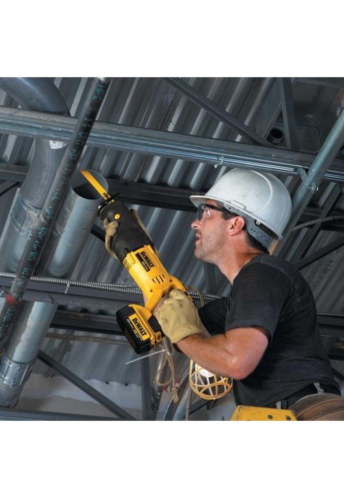 SIERRA SABLE DEWALT DCS380B-B3 20V SIN BAT NI CARG-6