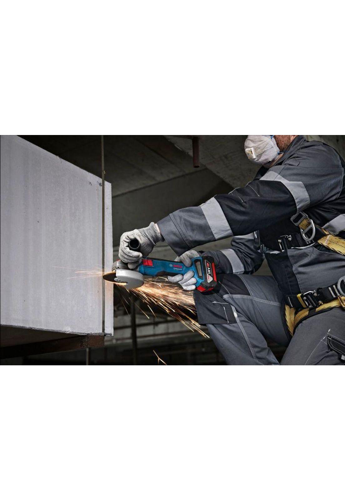 ESMERIL ANGULAR 5" BOSCH GWS 18V-8 PROF SIN BAT NI CARG-7