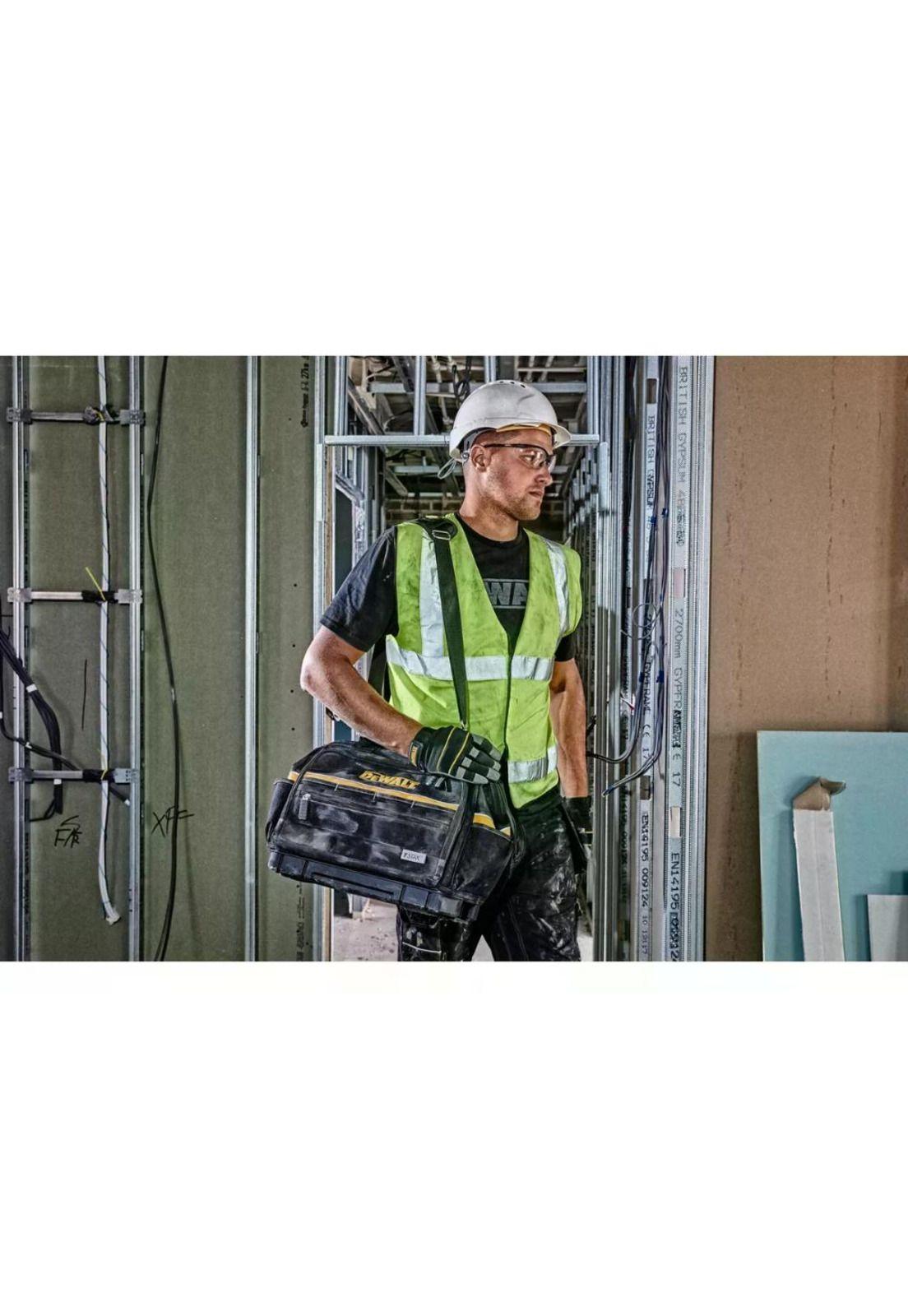 BOLSO CERRADO DEWALT TSTAK 30KG DWST829911-5