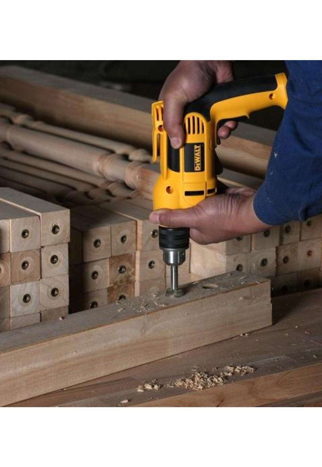 TALADRO PERCUTOR DEWALT DWD024-B2 1/2" 710W-2
