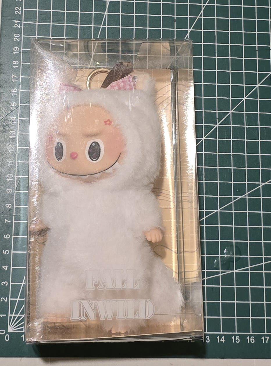 Peluche Labubu Blanco En Caja Regalo Novedad-1