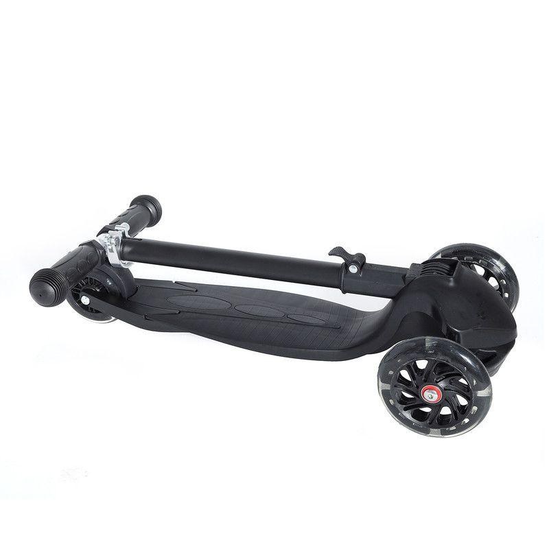 SCOOTER 3 RUEDAS CON LUCES COLOR NEGRO ARTHOME-2