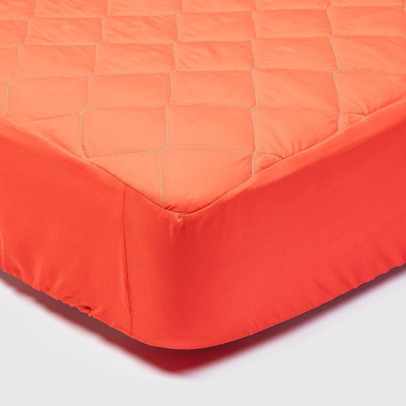 Pack 2 Almohadas Roja + Cubrecolchon Rojo 2 Pl Arthome-3
