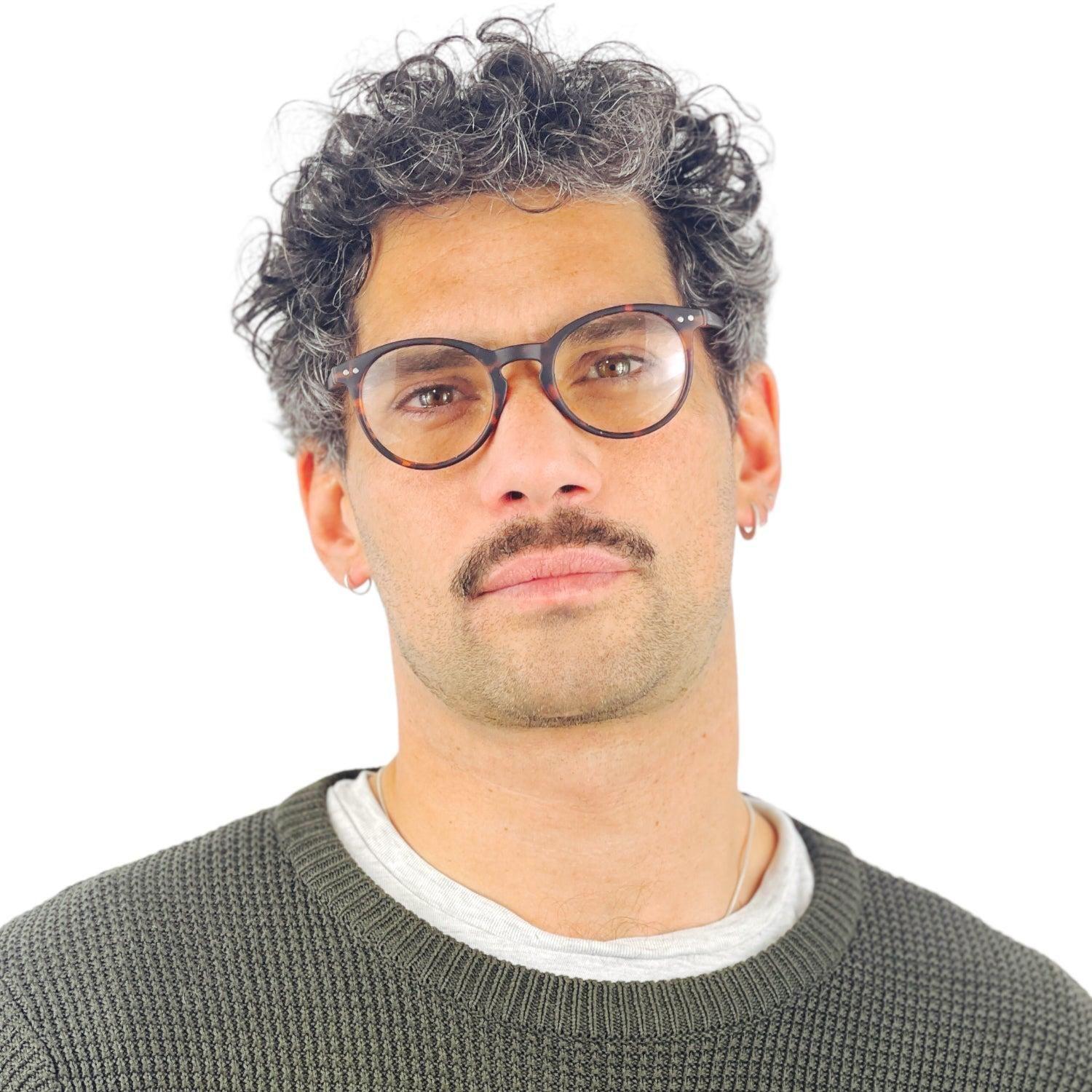 Anteojos de Sol THE POET ROJO-4