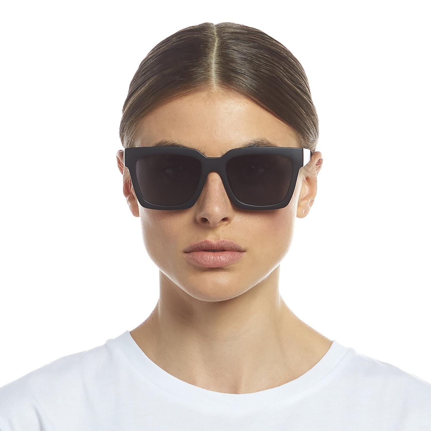 Anteojos de Sol WEEKEND RIOT MATTE BLACK - SMOKE MONO POLARIZED-2