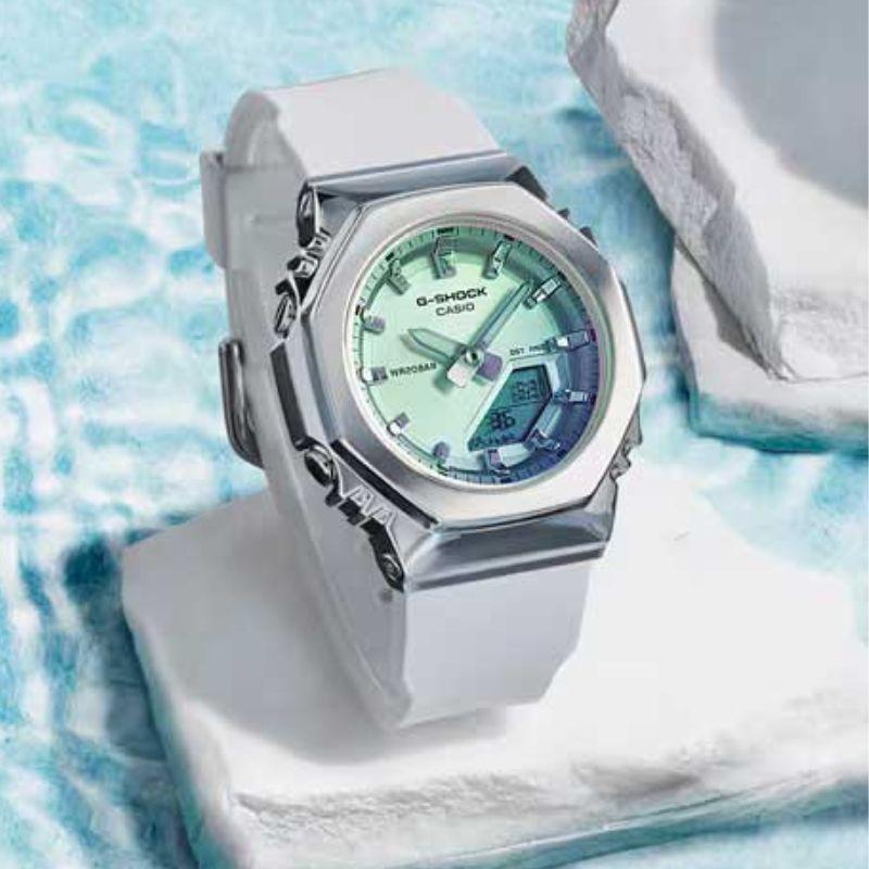 RELOJ G SHOCK GM S2110SR 7A Summer Reflection White Band Green Dial MUJER-2