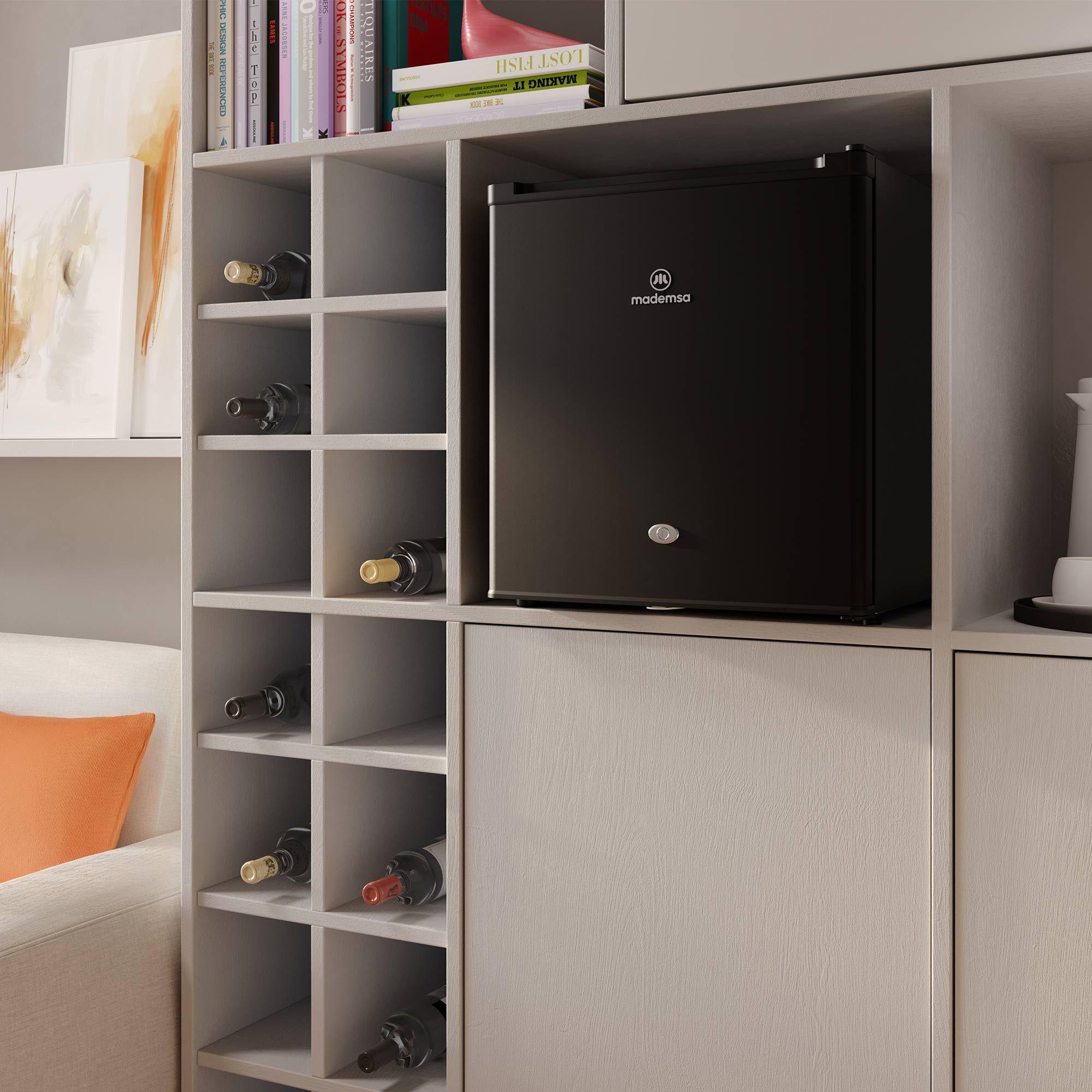 Frigobar 50L Frío Directo con Llave y Luz LED MMB50BLK Negro-5