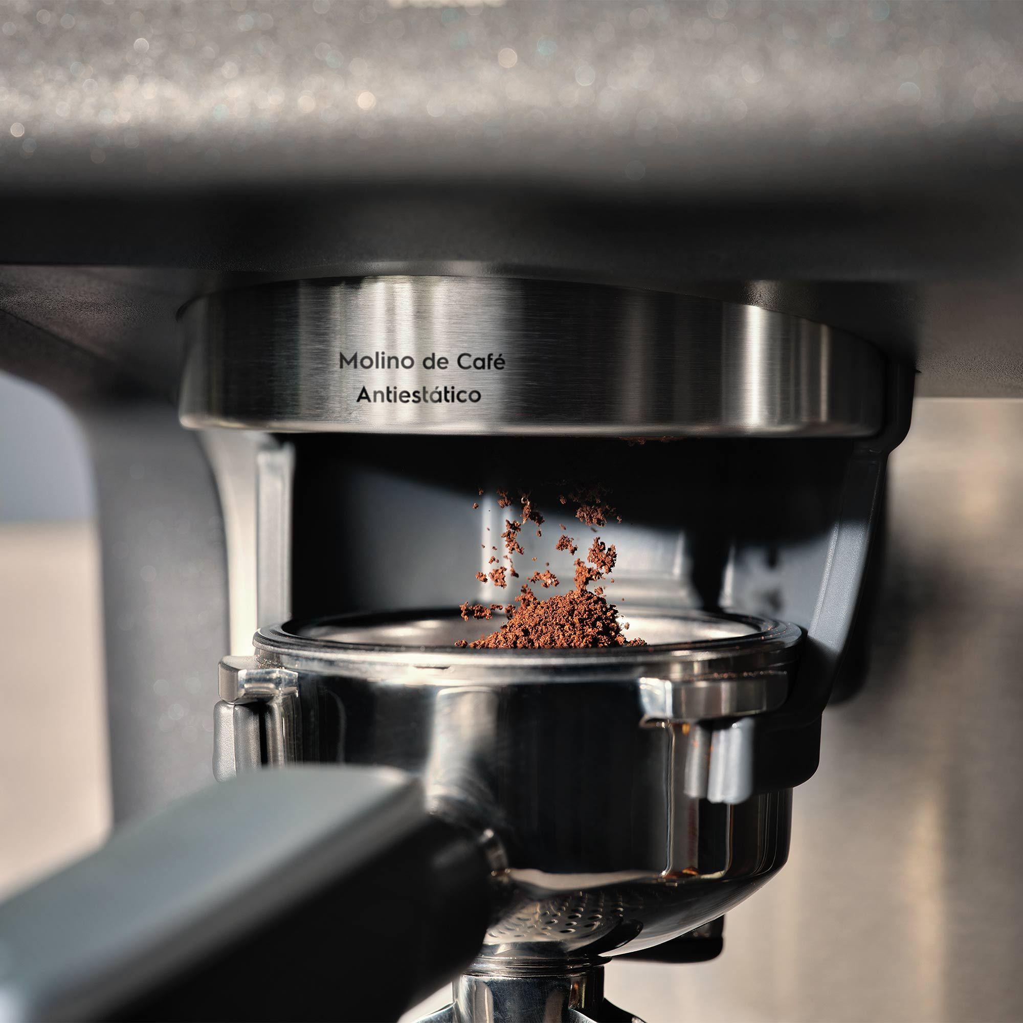 Cafetera Espresso Barista 3L Molinillo 2200W ECM90-4