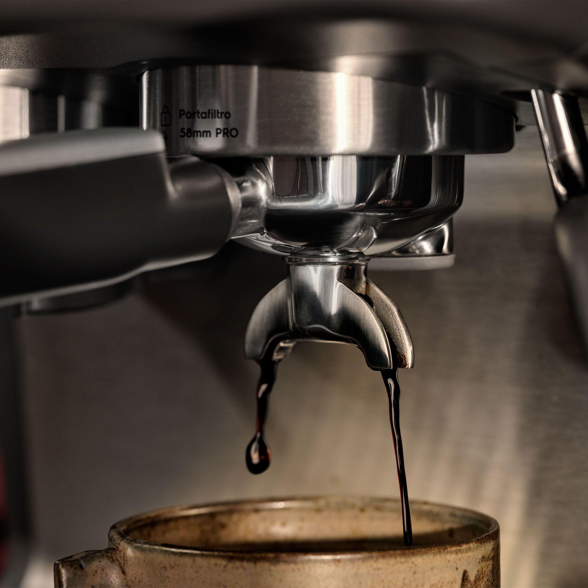 Cafetera Espresso Barista 3L Molinillo 2200W ECM90-5