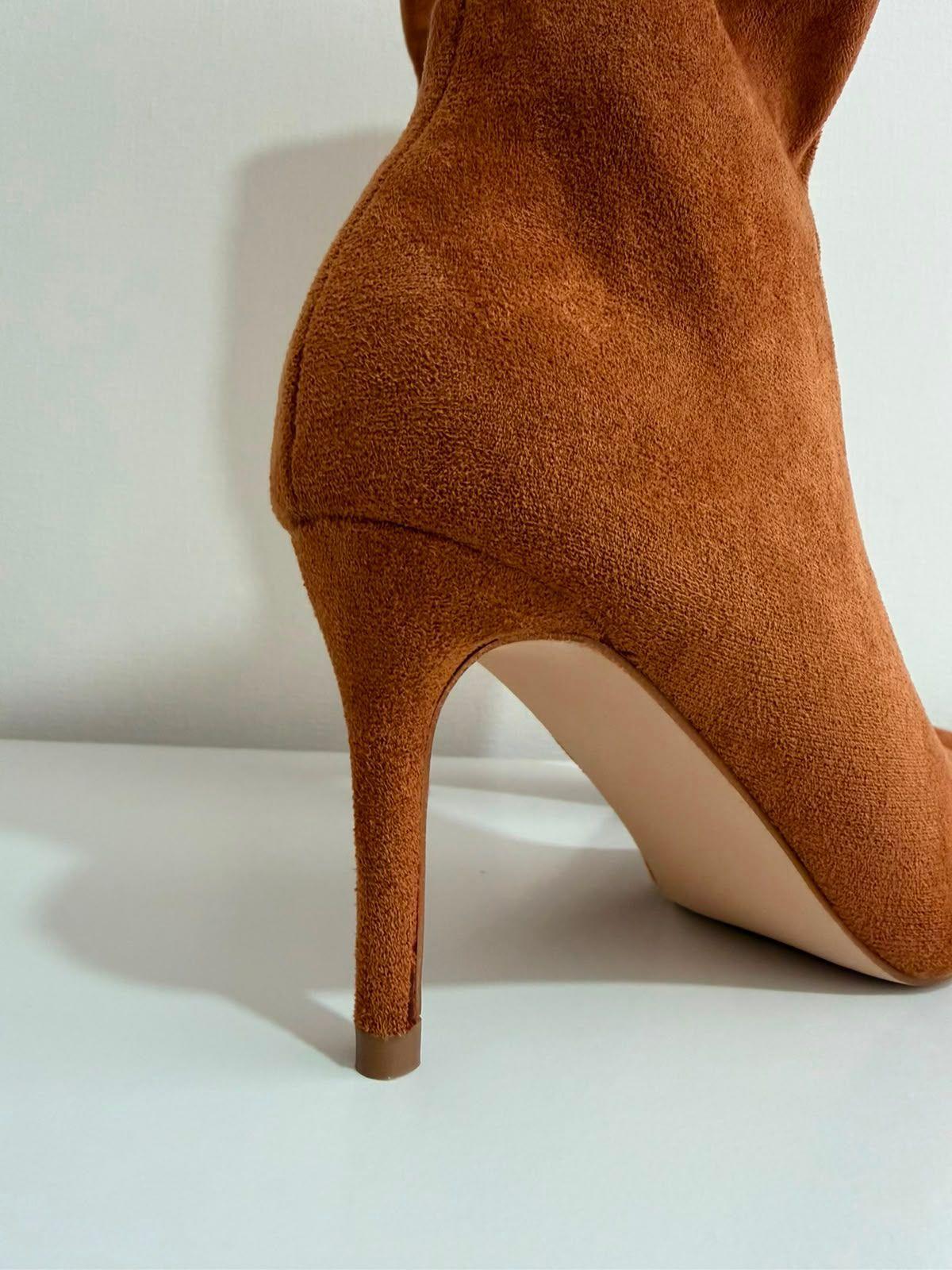Bota Alta Camel Efecto Gamuza-2