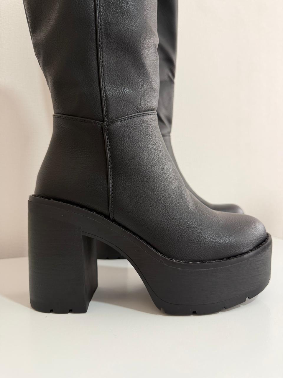 Bota Alta Plataforma Negra-2