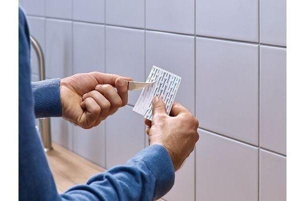 Blíster Clavo Adhesivo Removible Área Lisa 3kg Tesa-2