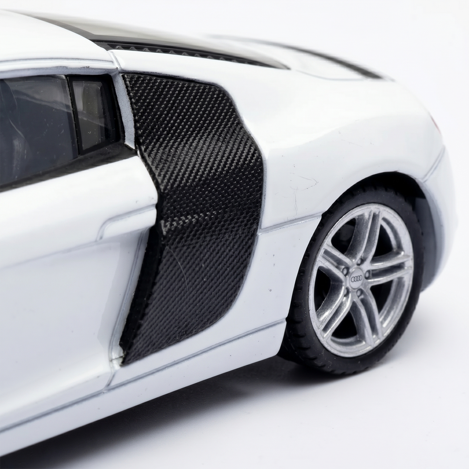 Auto Audi R8 Coupe 2007 S Escala 1:43 - Welly-3