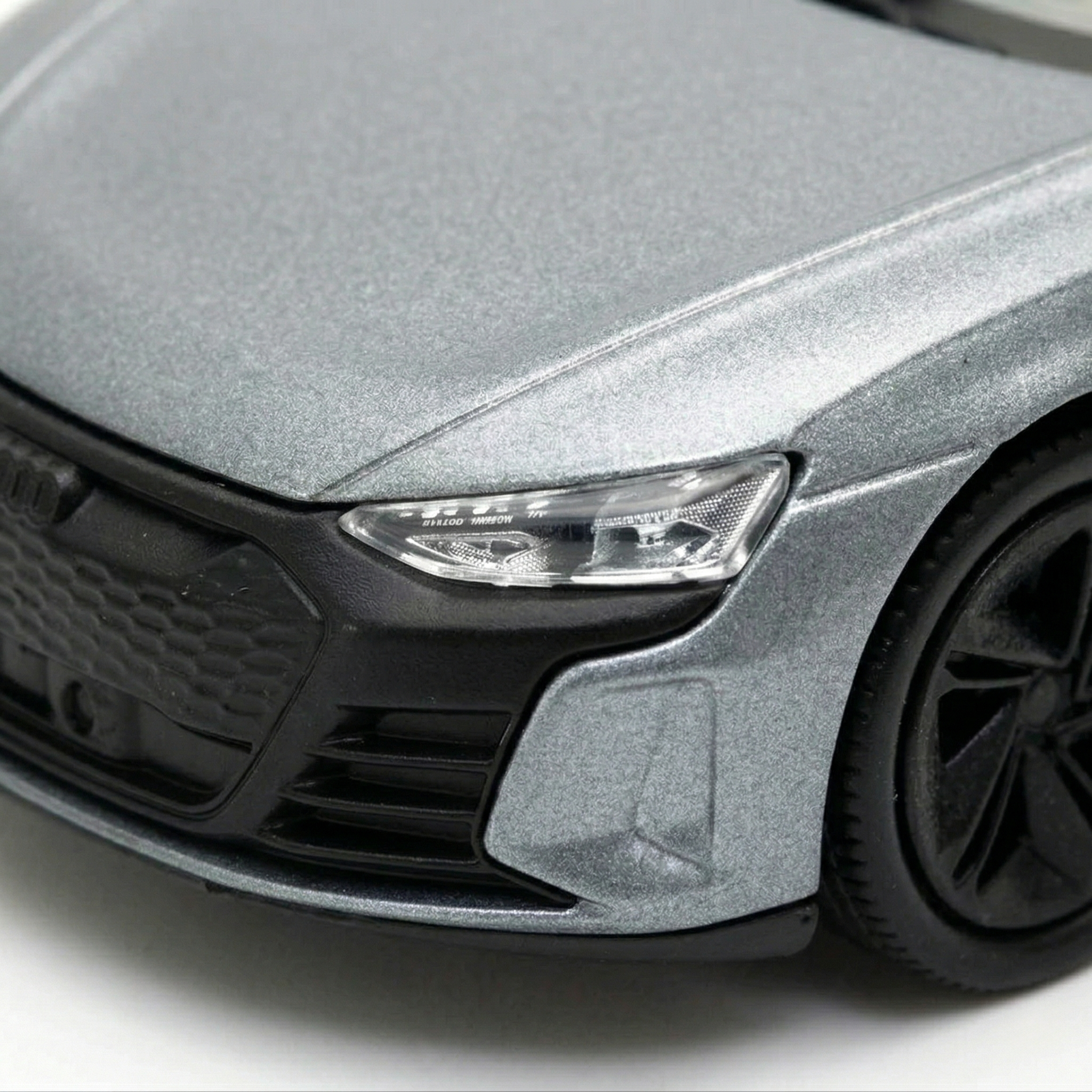 Auto Audi E-Tron - Welly-5