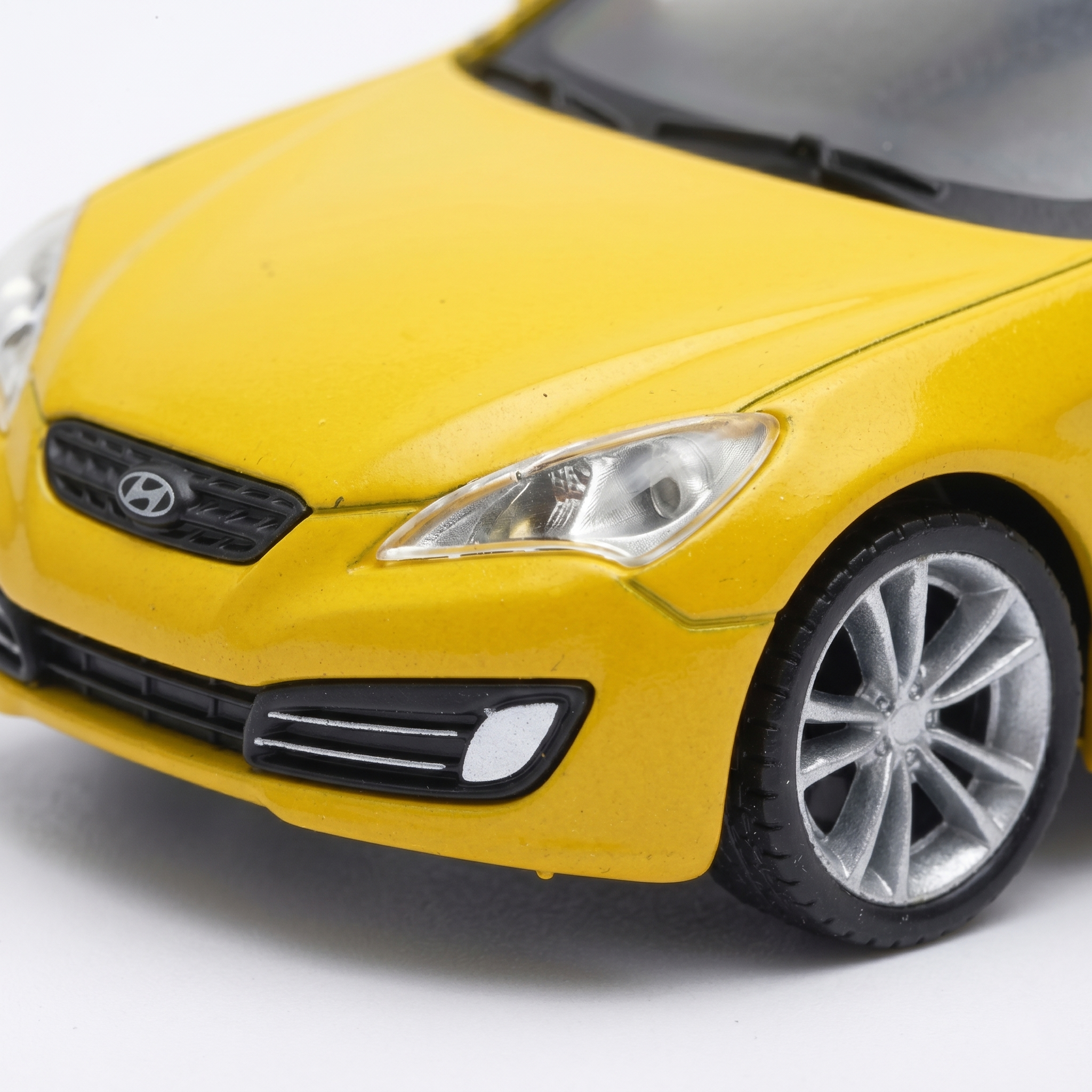 Auto Genesis Coupe - Welly-2