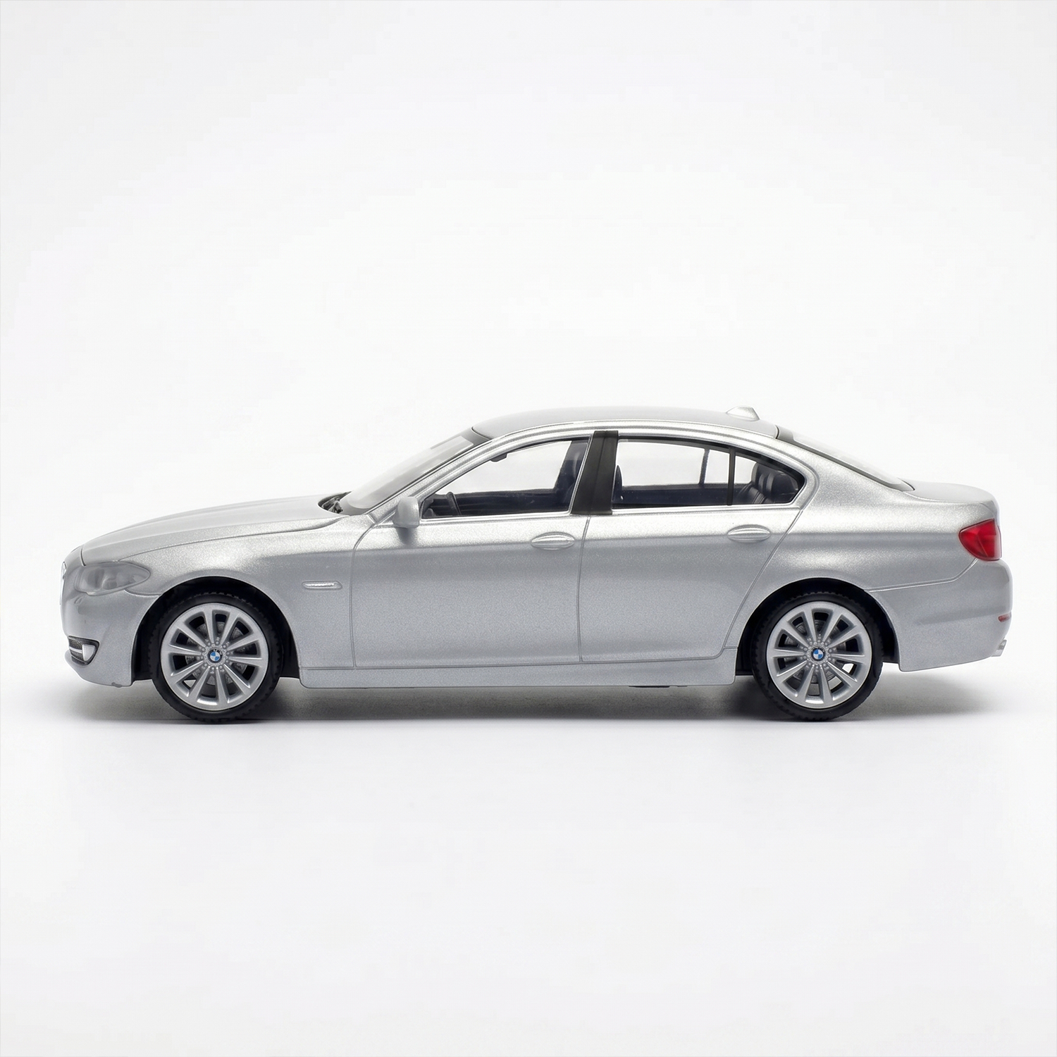 Auto BMW 535I Escala 1:43 - Welly-4