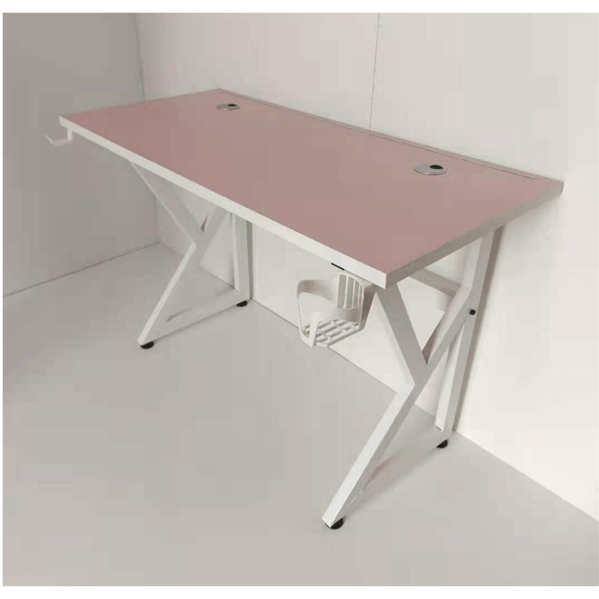 Escritorio Gamer K ROSA LUZ LED 130 CM  patas de fierro-3