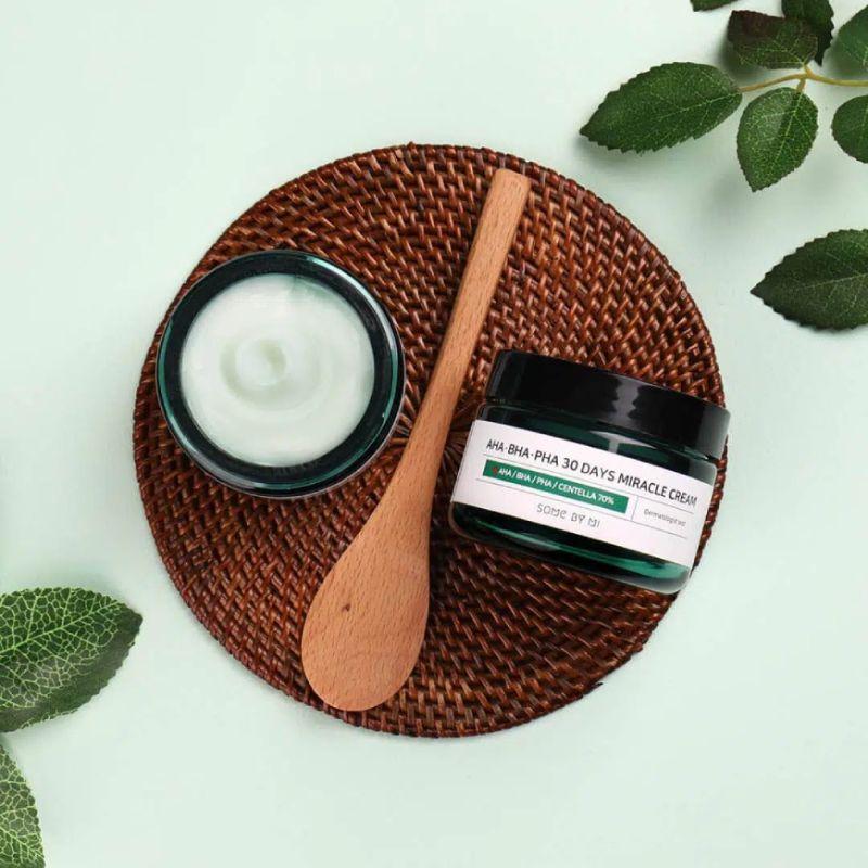 Crema coreana con centella asiática, árbol de té y AHA - SOME BY MI 30 Days Miracle Cream 60ml-2