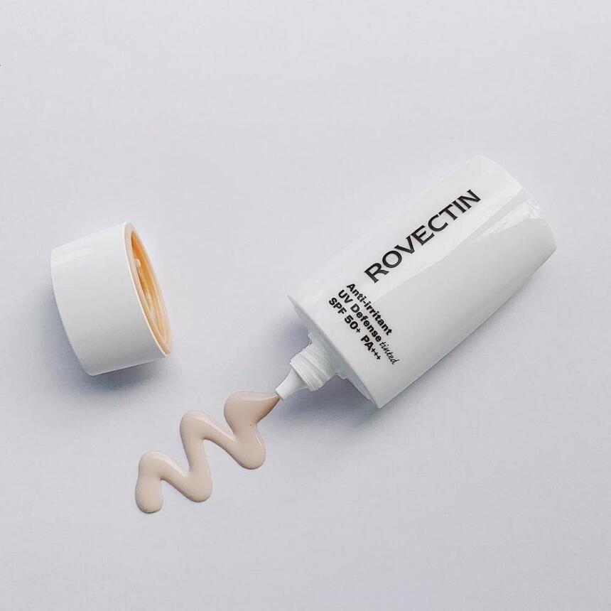 Protector solar coreano Rovectin Anti-Irritant UV Defense con color-2