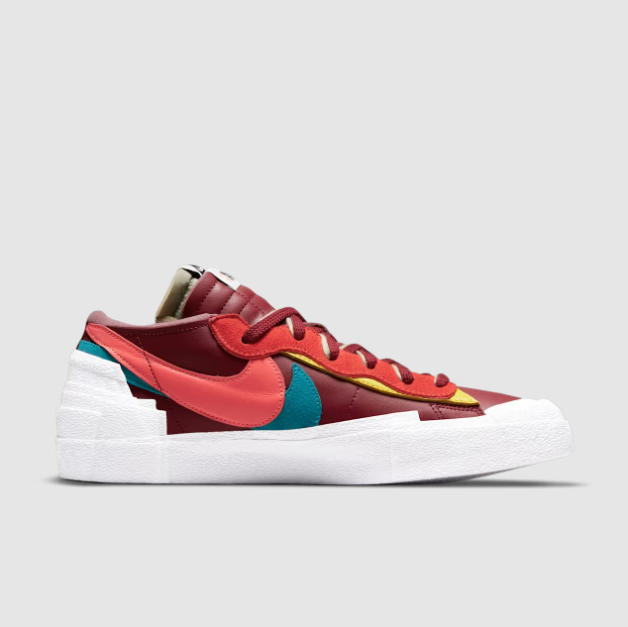 Zapatillas Nike Blazer Low x Sacai x Kaws Red-2