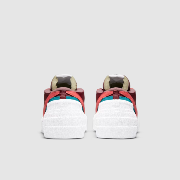 Zapatillas Nike Blazer Low x Sacai x Kaws Red-3
