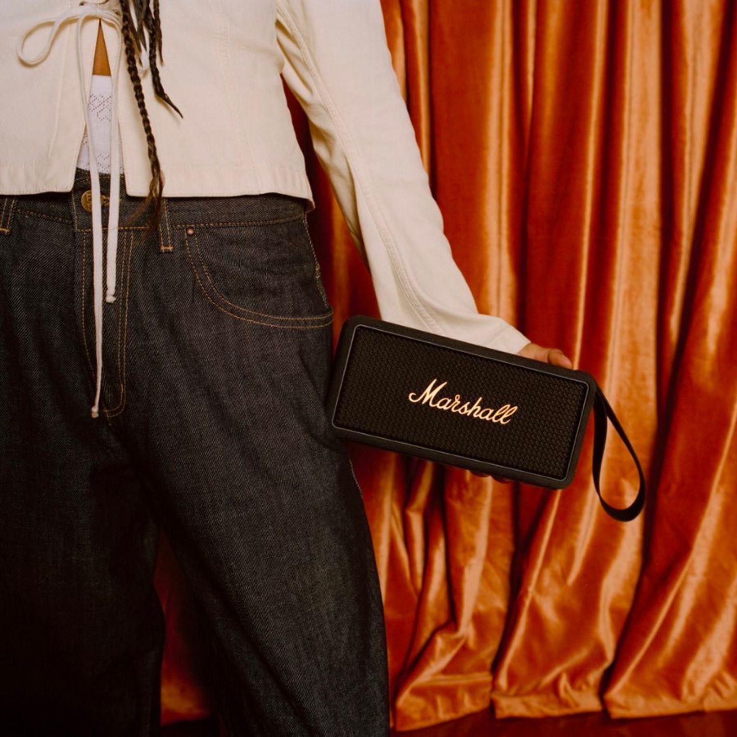 Parlante Bluetooth Marshall Middleton Black and Brass-8