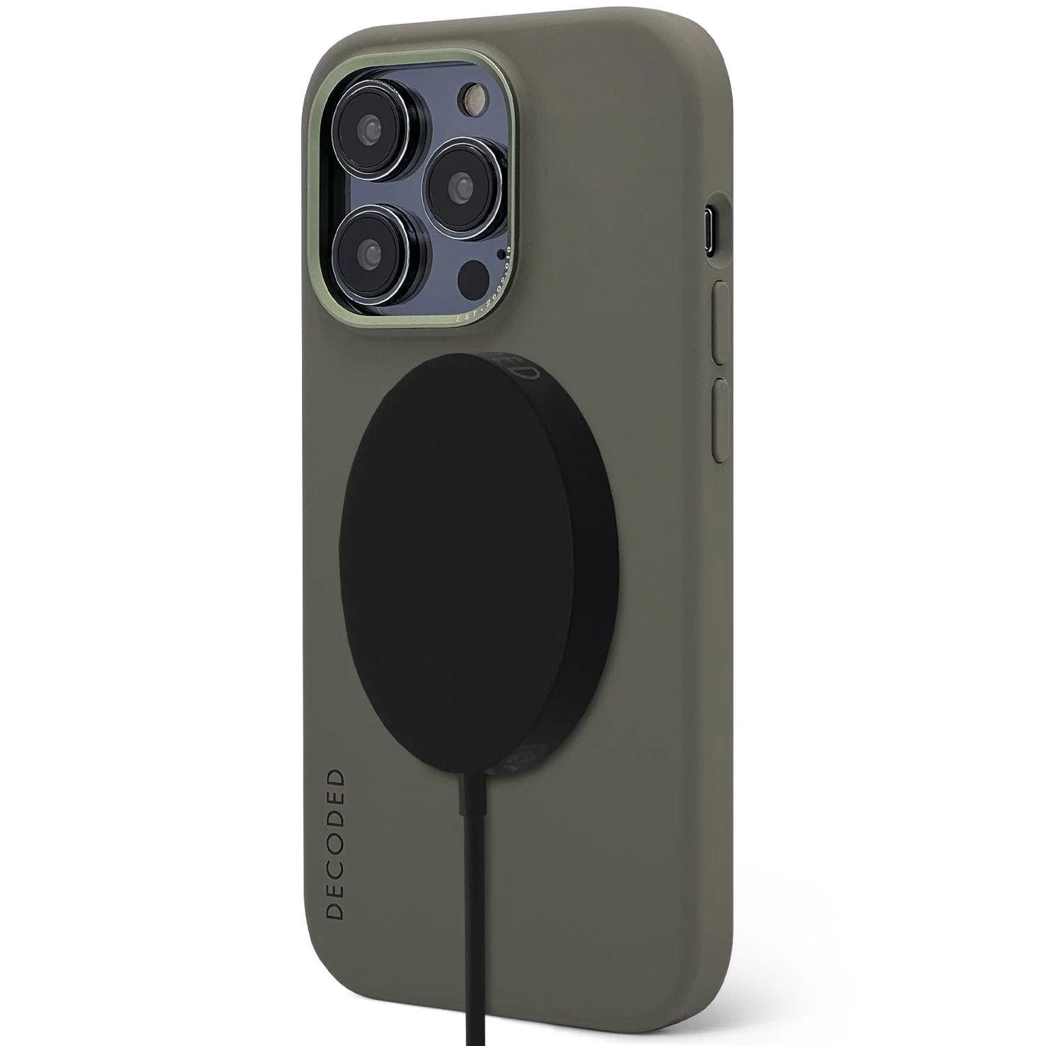 Funda Silicona Con Magsafe Para iPhone 14 Pro Decoded Olive-3