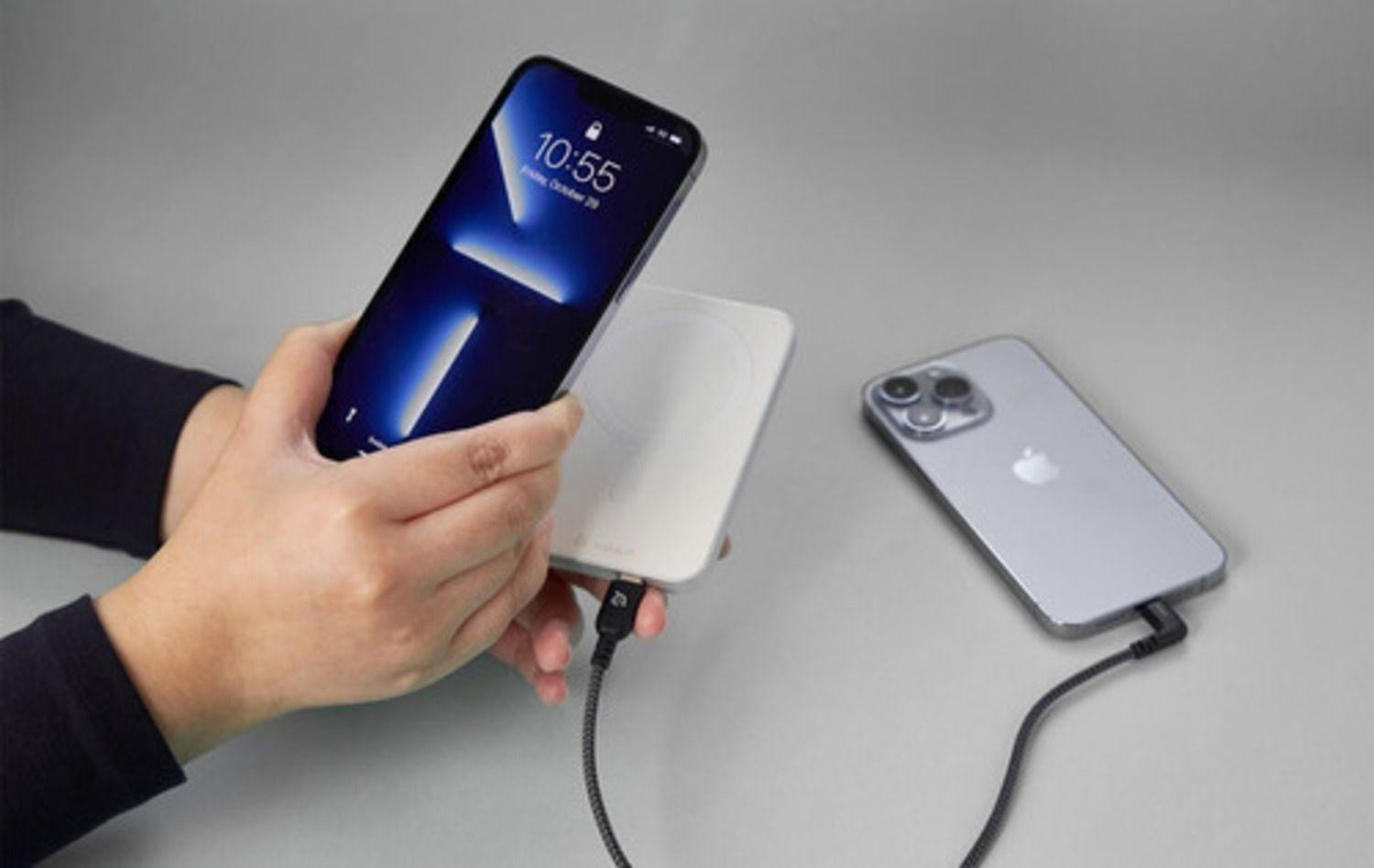 Bateria Con Carga Magnetica 5.000 Mah Adam Elements Plata-7