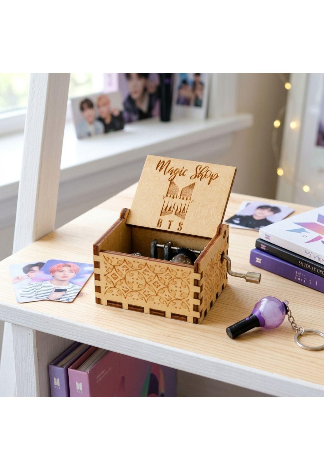 Caja musical BTS Magic Shop-3