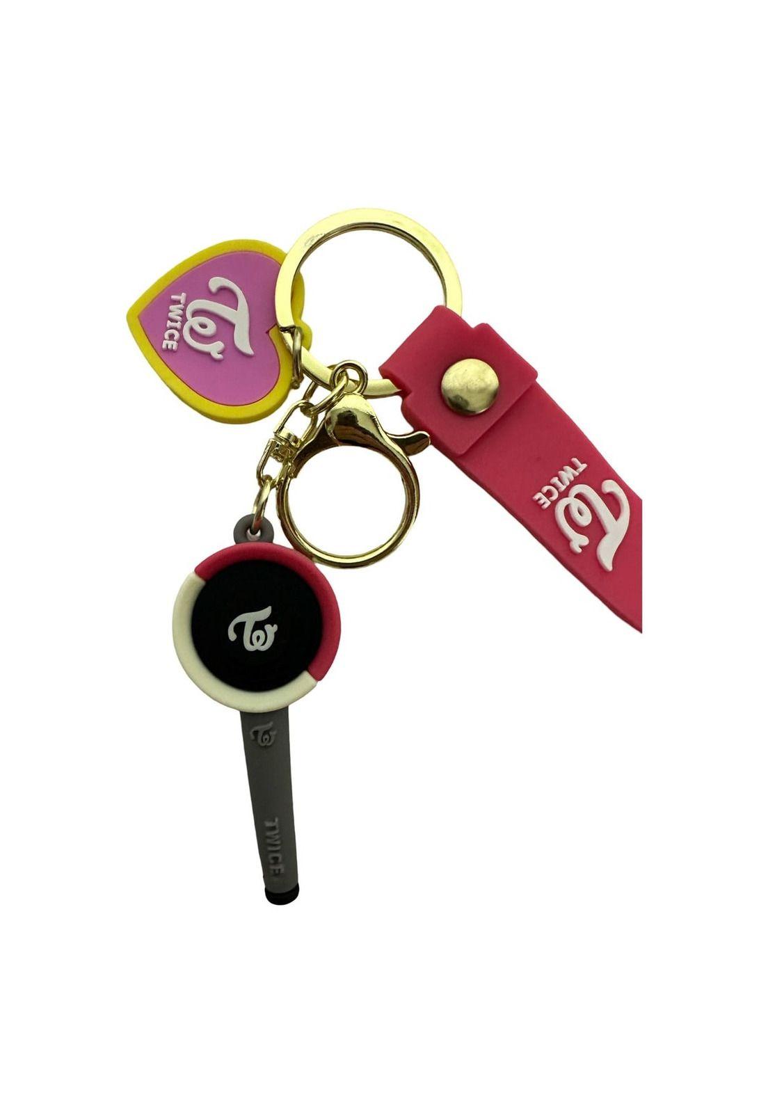 Llavero silicona Kpop Diseño Twice Rosado-3