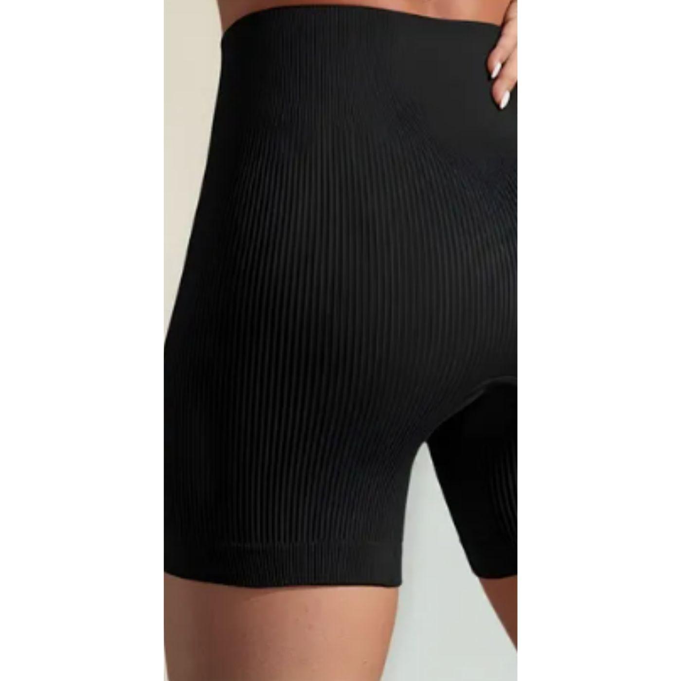 Calza Corta Acanalada Deportiva Tiro Alto Lycra Gym Escolar 33-3