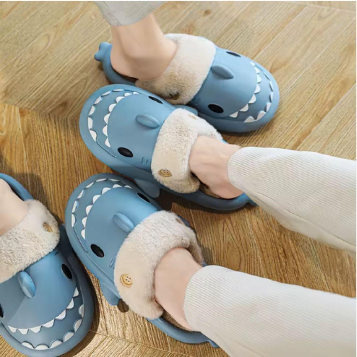 Pantufla Zapato de Descanso Diseños Tiburón Forro Piel Tendencia. 934-4