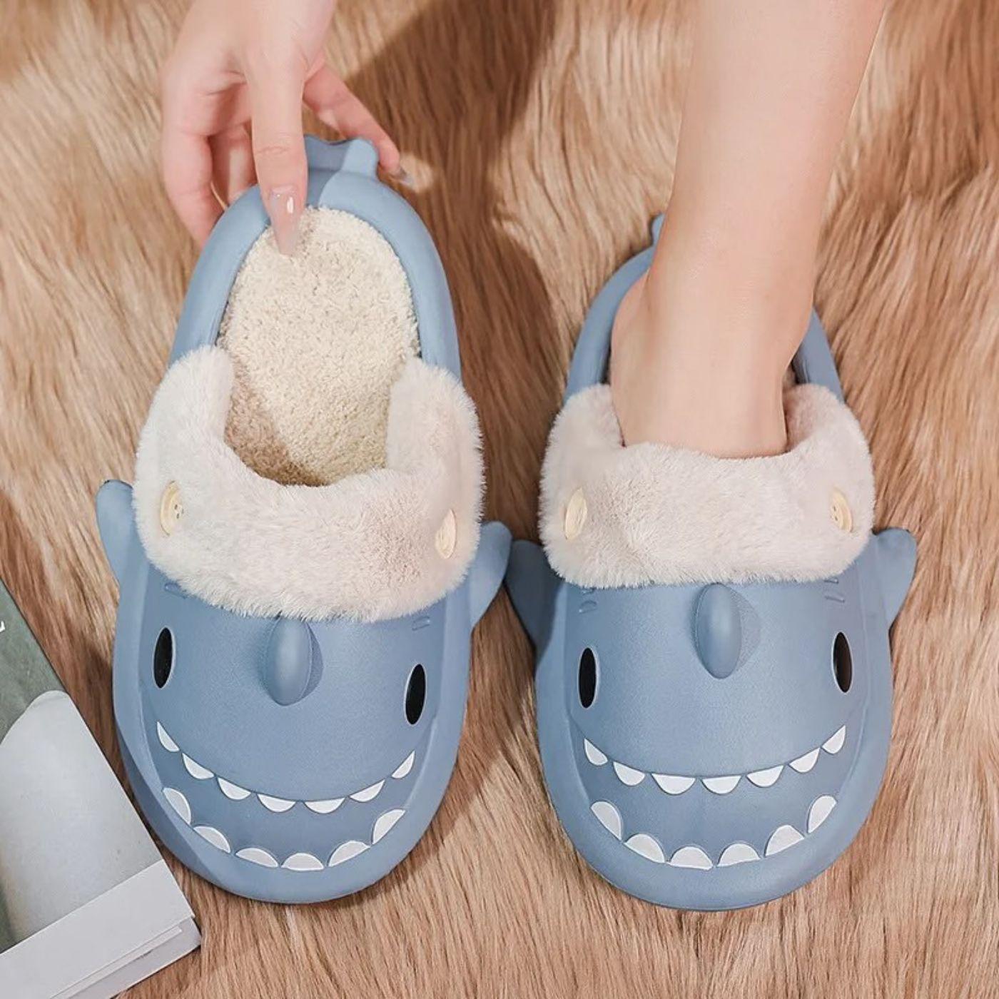 Pantufla Zapato de Descanso Diseños Tiburón Forro Piel Tendencia. 934-5