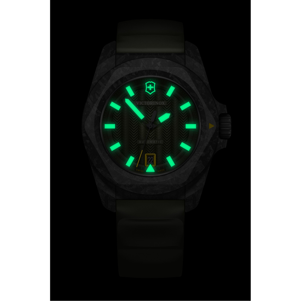 Reloj I.N.O.X. Carbon Automático correa de caucho verde Victorinox-5