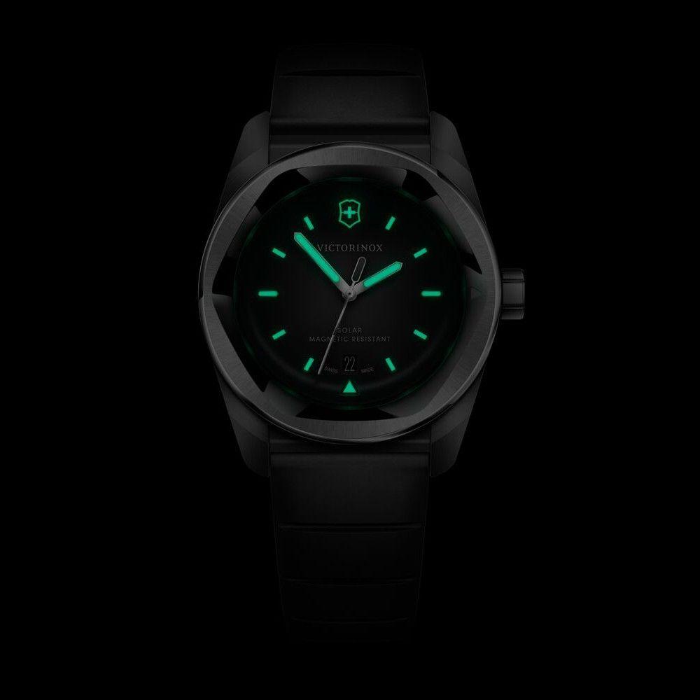 Reloj Concept One Solar negro correa de caucho Victorinox-5