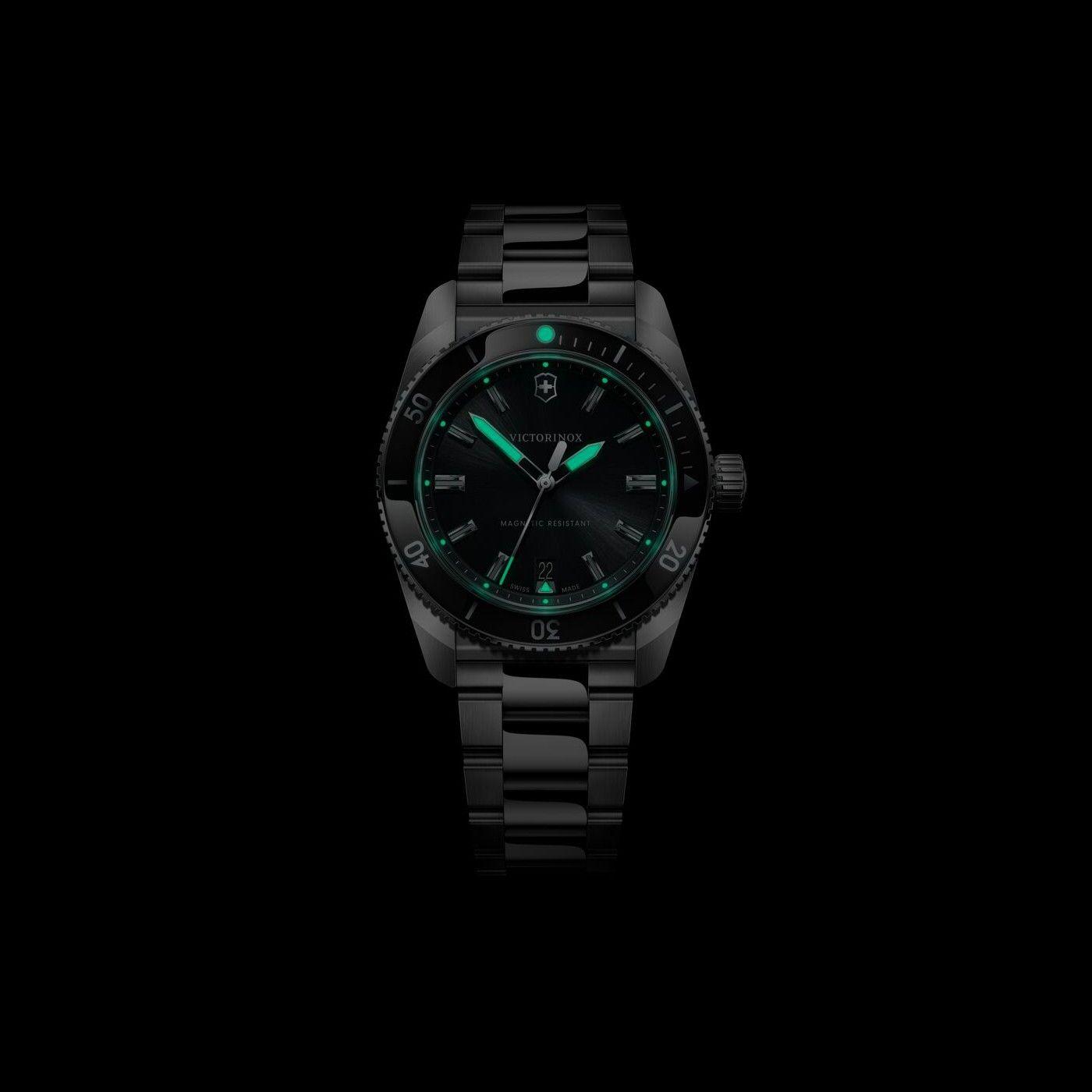 Reloj Maverick negro acero Victorinox-5